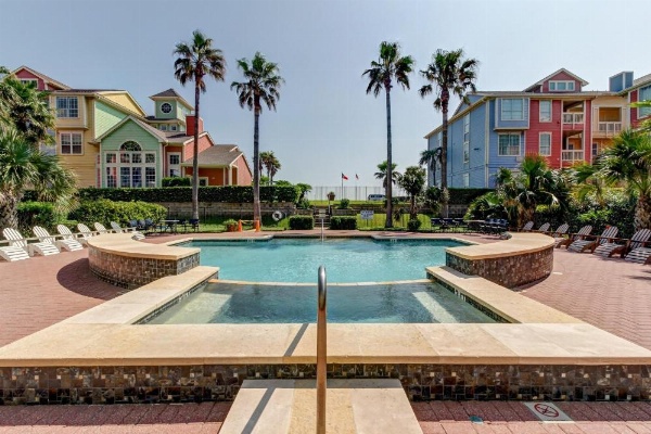 The Dawn Condominiums image 15