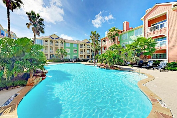 The Dawn Condominiums image 21